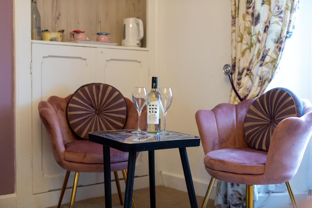 Holly Lodge Guest House With Free Off Site Health Club Windermere Εξωτερικό φωτογραφία