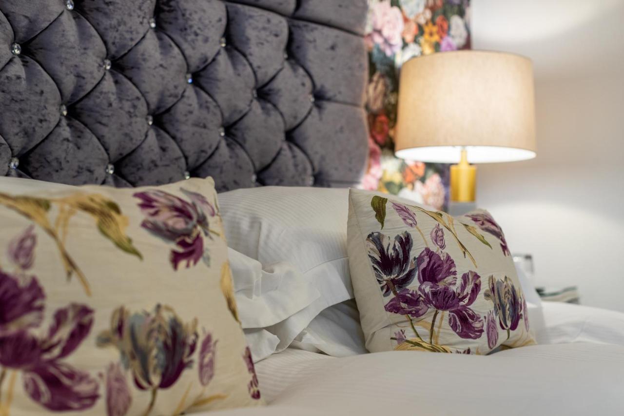 Holly Lodge Guest House With Free Off Site Health Club Windermere Εξωτερικό φωτογραφία
