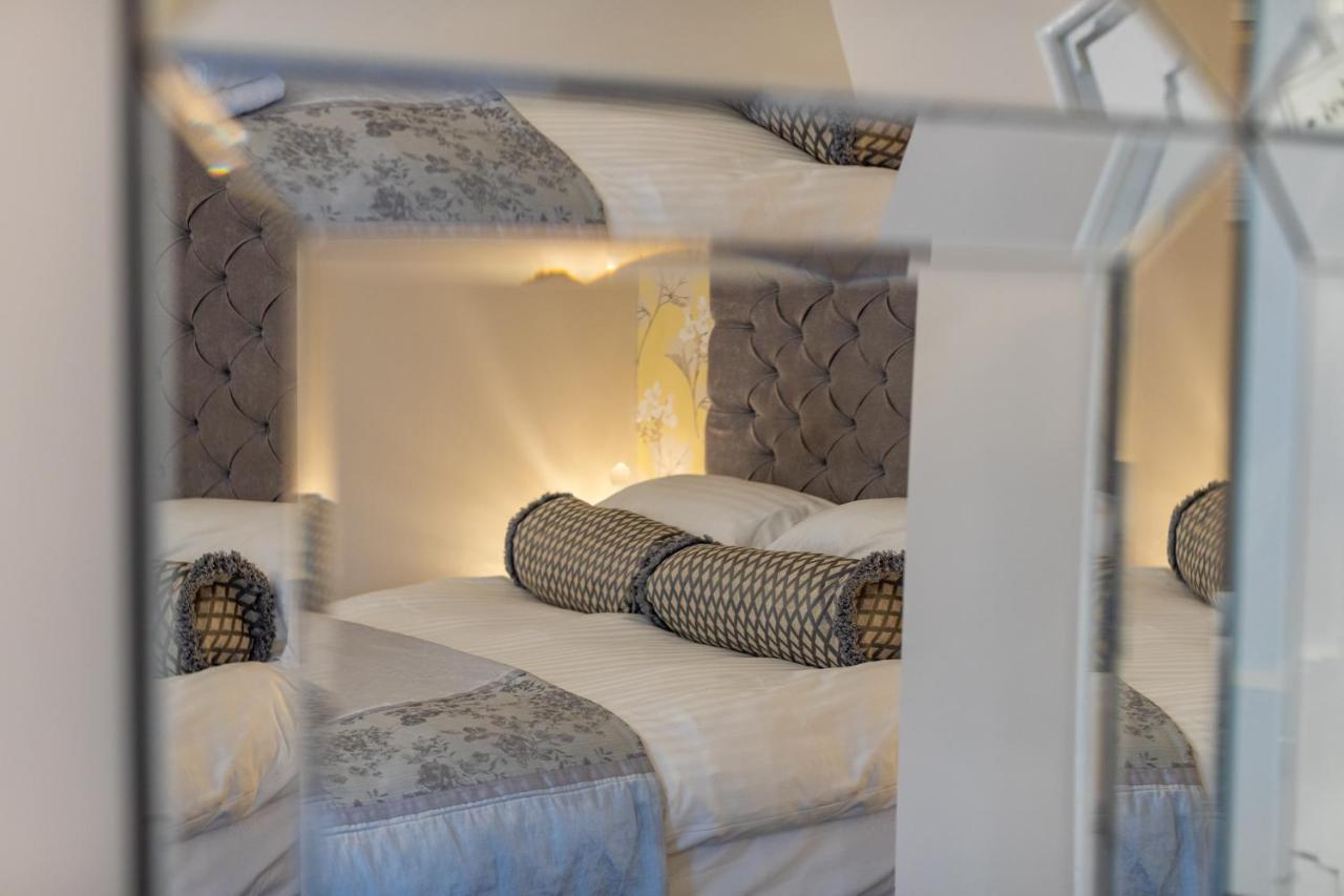 Holly Lodge Guest House With Free Off Site Health Club Windermere Εξωτερικό φωτογραφία