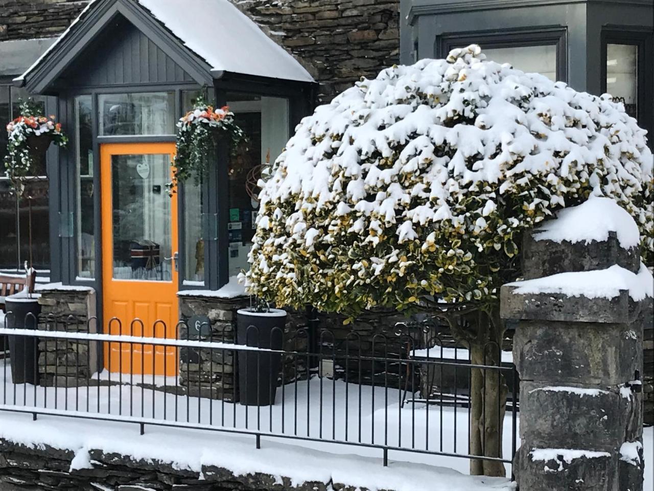 Holly Lodge Guest House With Free Off Site Health Club Windermere Εξωτερικό φωτογραφία