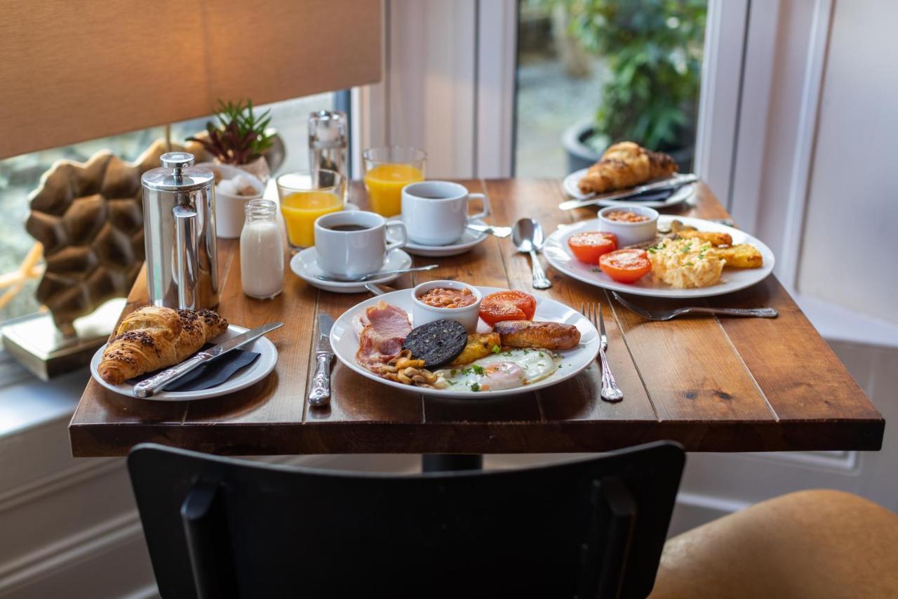 Holly Lodge Guest House With Free Off Site Health Club Windermere Εξωτερικό φωτογραφία